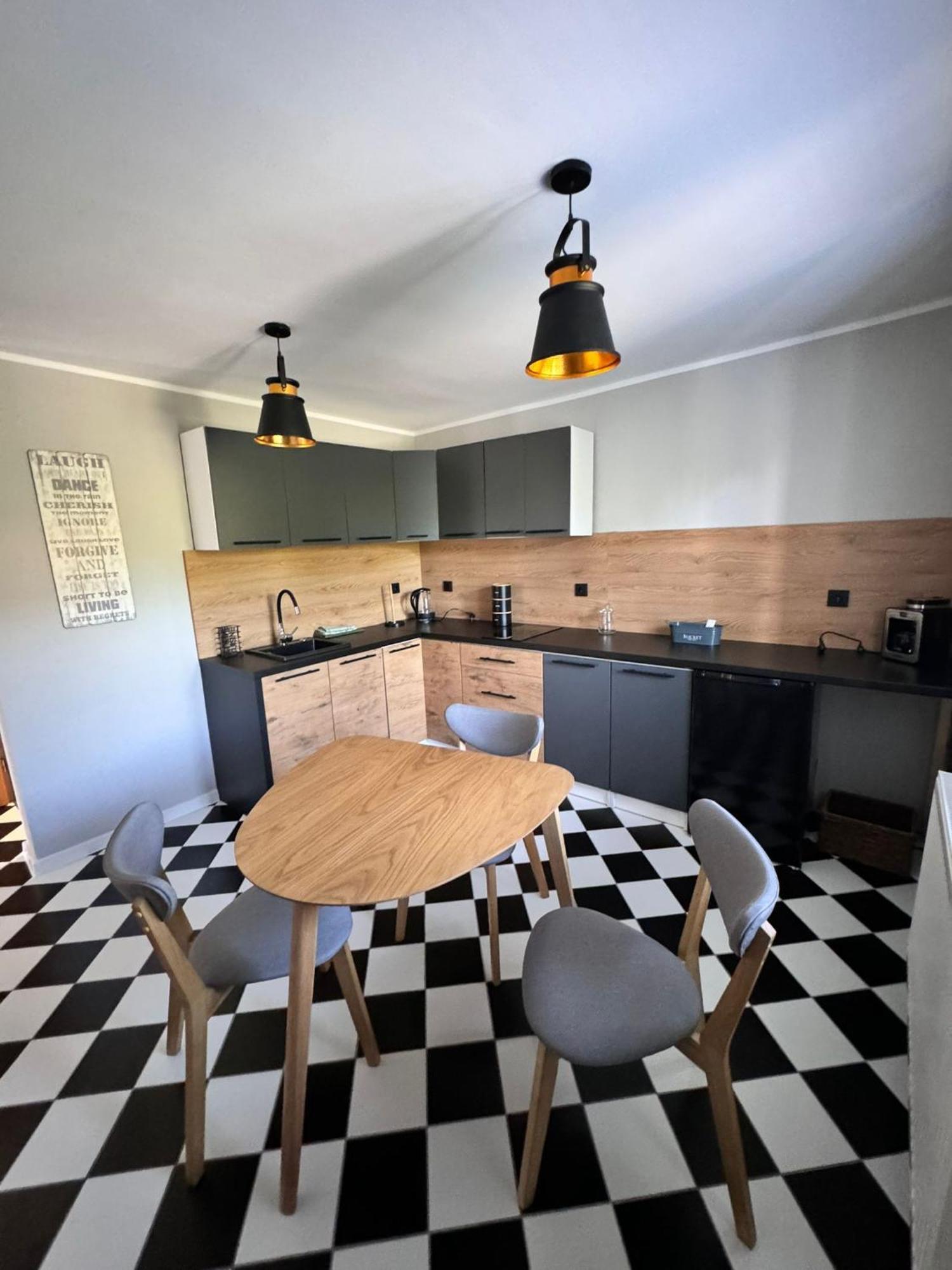 Stodola Apartment *