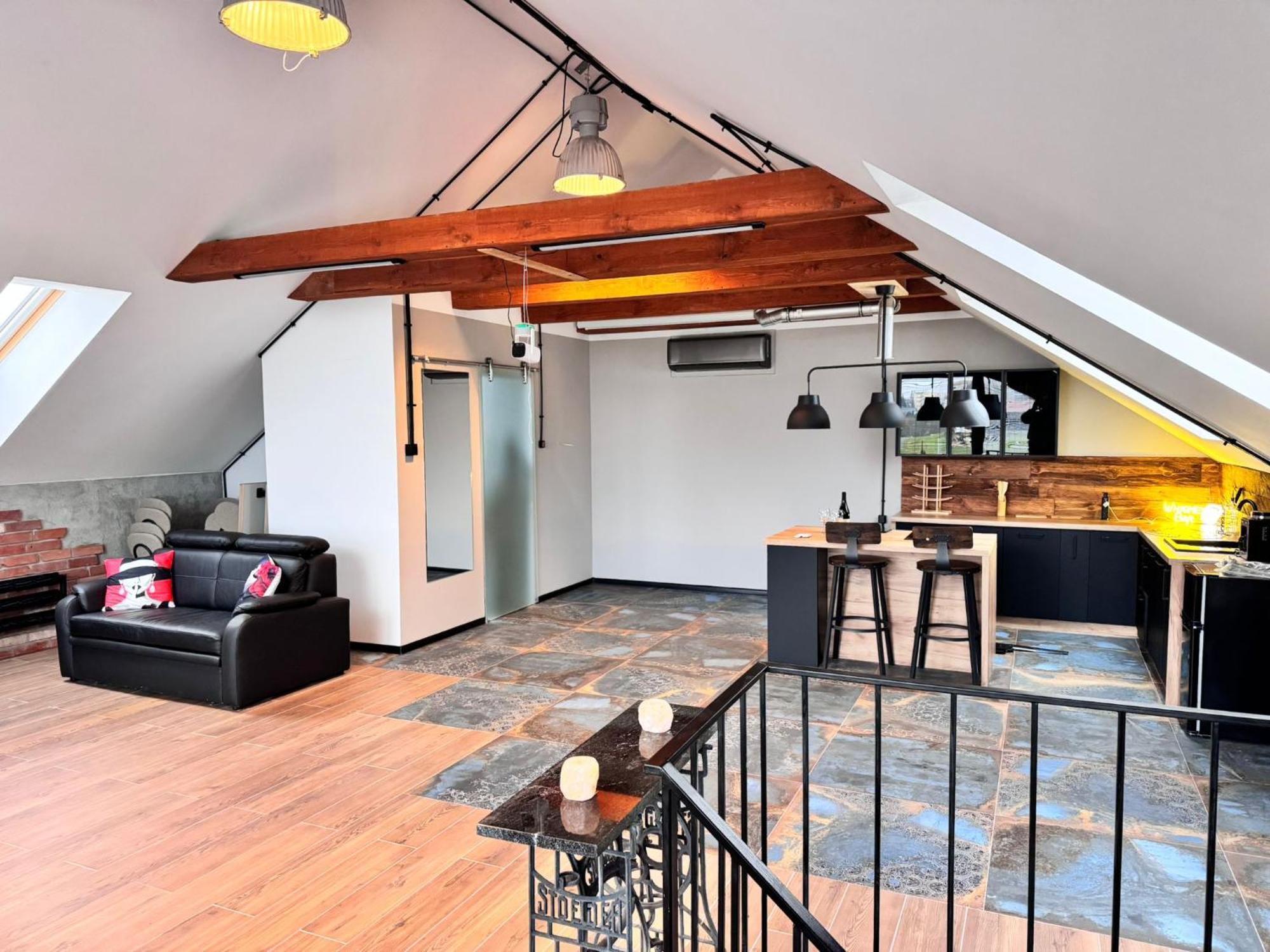 Stodola Apartment *